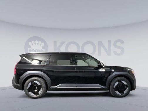 Ebony Black 2026 Kia EV9 Wind