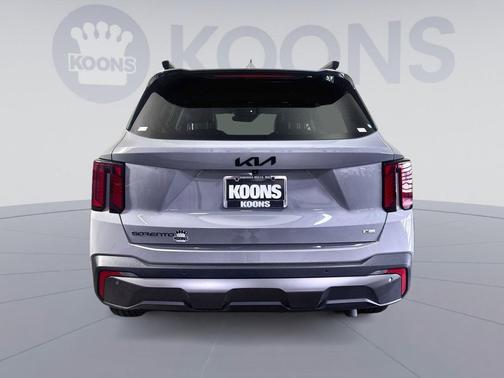 Wolf Gray 2025 Kia Sorento SX