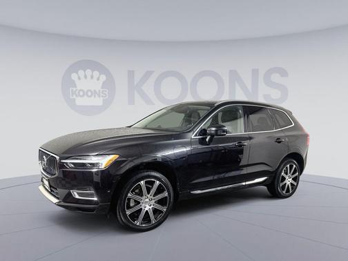 Onyx Black Metallic 2021 Volvo XC60 Recharge Plug-In Hybrid T8 Inscription