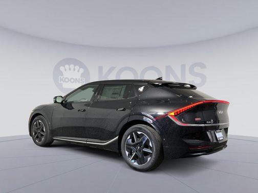 Ebony Black 2025 Kia EV6 Wind