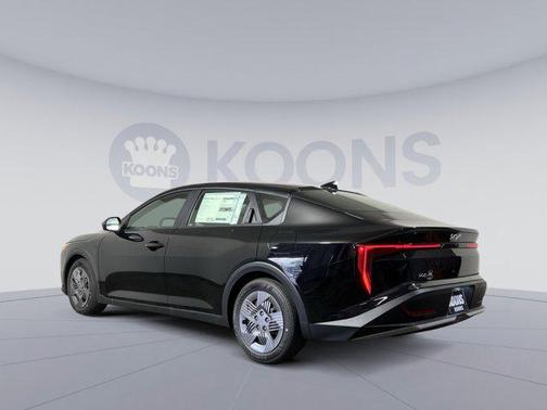 2025 Kia K4 LX