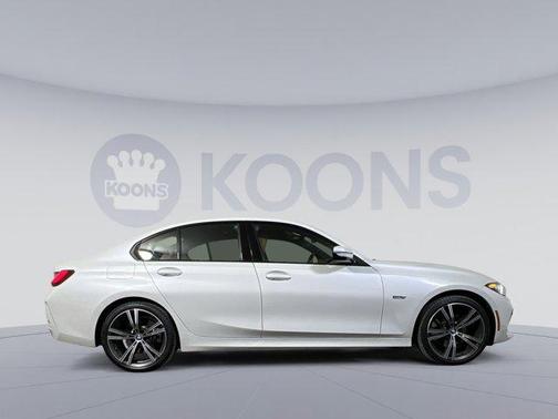 2023 BMW 330e Base
