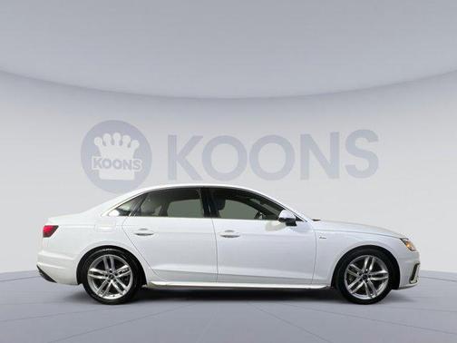 2023 Audi A4 45 S line Premium Plus