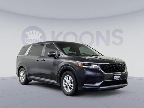 2023 Kia Carnival LX
