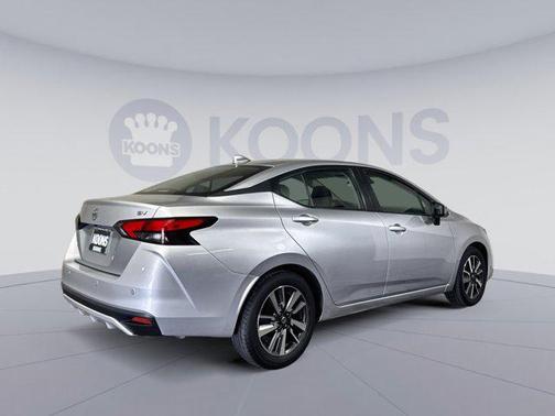 2021 Nissan Versa 1.6 SV