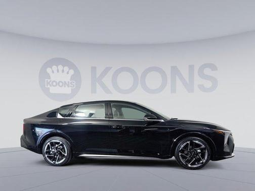 Aurora Black Pearl 2026 Kia K4 GT-Line