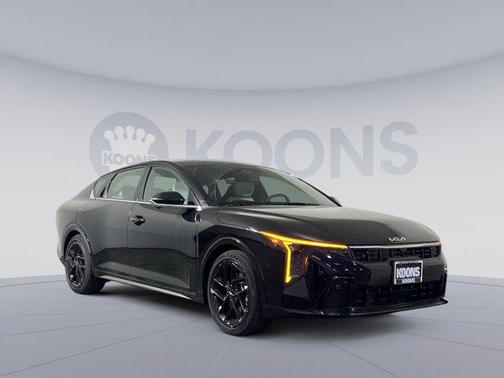 2025 Kia K4 GT-Line Turbo