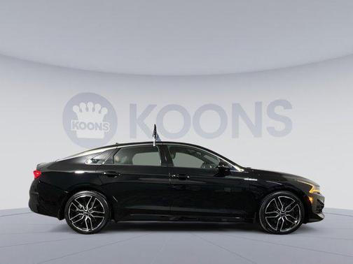 2022 Kia K5 GT
