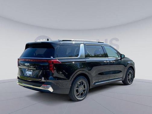 Aurora Black 2026 Kia Carnival Hybrid SX