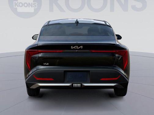 2026 Kia K4 LX