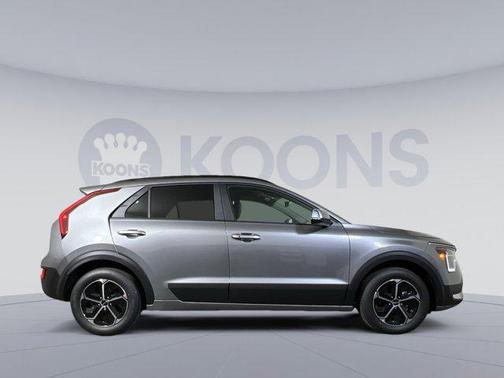 2025 Kia Niro EX
