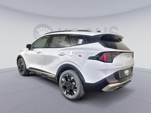 Glacial White Pearl 2026 Kia Sportage SX-Prestige
