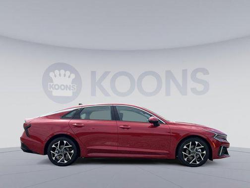 2025 Kia K5 EX