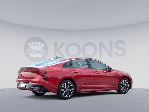 2025 Kia K5 EX