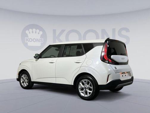 2023 Kia Soul LX