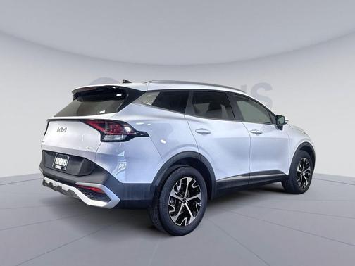 Glacial White Pearl 2023 Kia Sportage EX