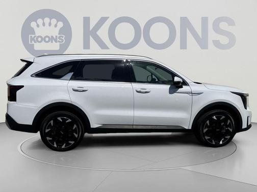 Glacial White Pearl 2026 Kia Sorento EX