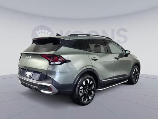 Jungle Green 2024 Kia Sportage X-Line