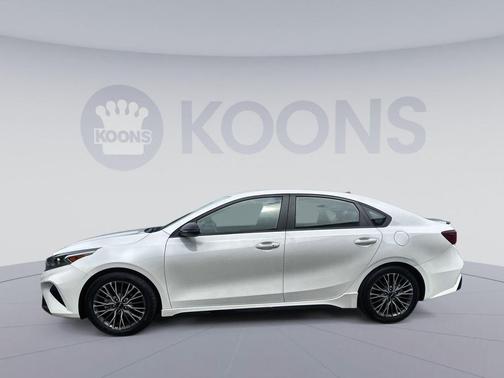Snow White Pearl 2023 Kia Forte GT-Line