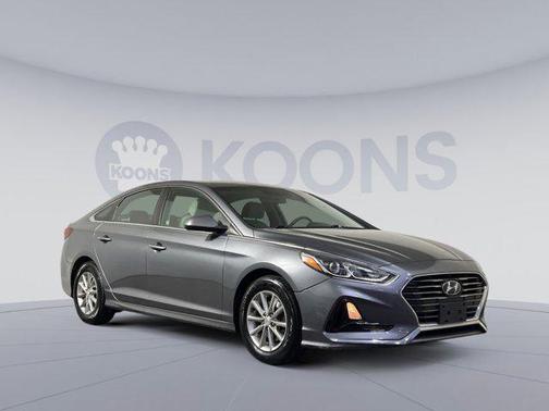 2018 Hyundai SONATA SE