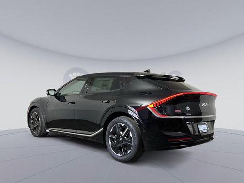 2025 Kia EV6 Wind