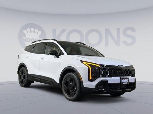 Glacial White Pearl 2026 Kia Sportage X-Line