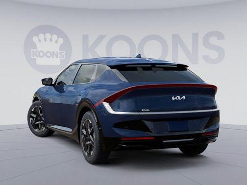 2025 Kia EV6 Wind
