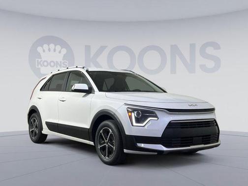 2025 Kia Niro EX