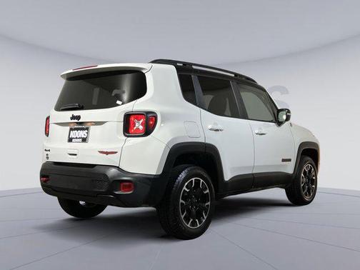 2023 Jeep Renegade Trailhawk