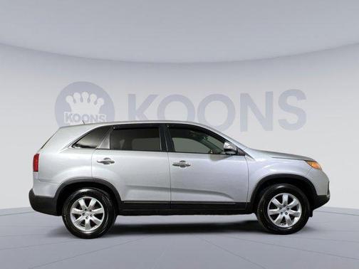 2011 Kia Sorento LX