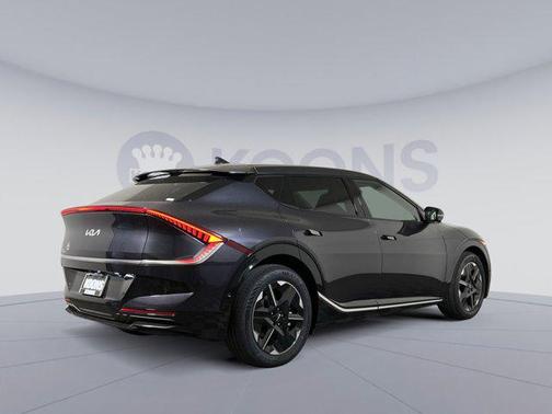 2025 Kia EV6 Wind