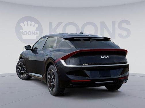 2025 Kia EV6 Wind