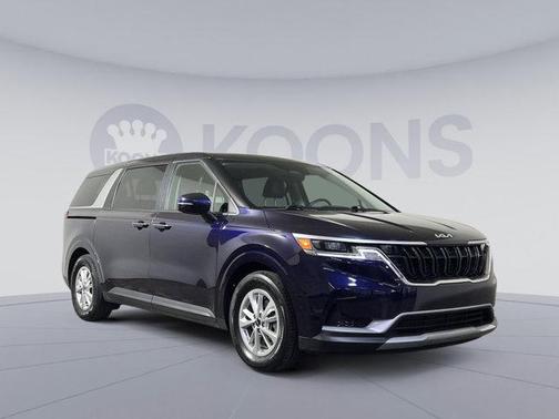 2023 Kia Carnival LX