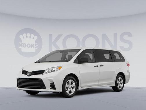 2018 Toyota Sienna LE