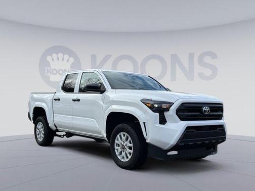 2025 Toyota Tacoma SR
