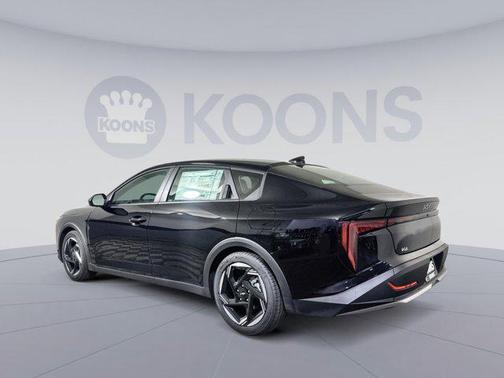 Aurora Black Pearl 2026 Kia K4 EX