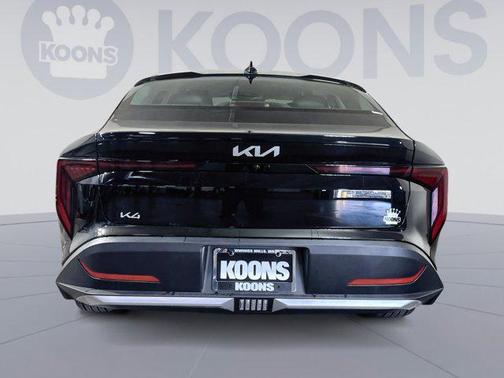 Aurora Black Pearl 2026 Kia K4 EX