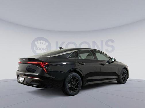 2025 Kia K5 LXS