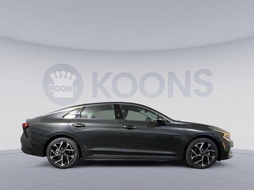 2025 Kia K5 EX