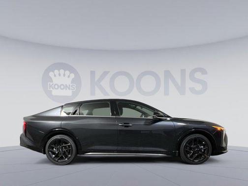 2025 Kia K4 GT-Line Turbo