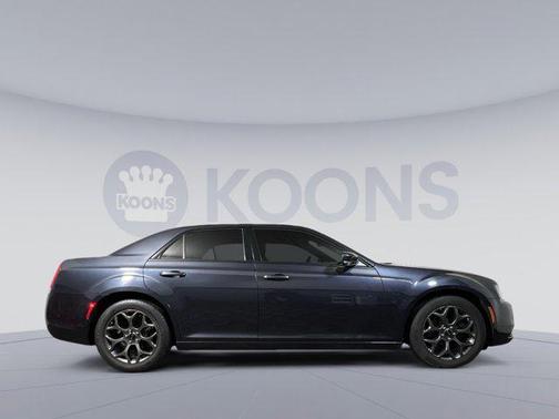 2018 Chrysler 300 S