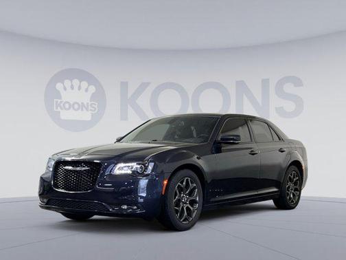 2018 Chrysler 300 S