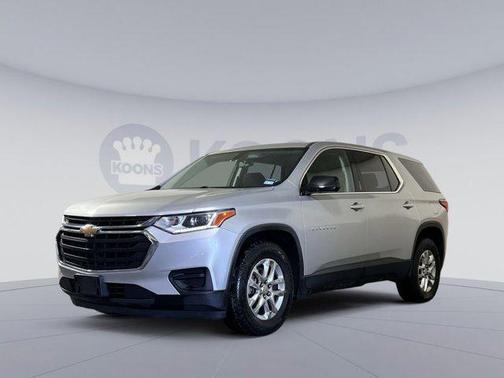 Silver Ice Metallic 2020 Chevrolet Traverse LS