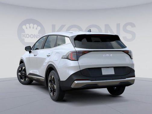 Glacial White Pearl 2026 Kia Sportage LX
