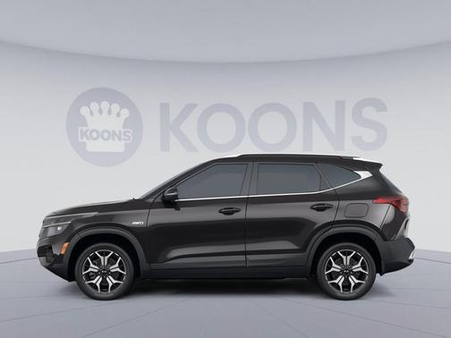 Cherry Black 2021 Kia Seltos LX