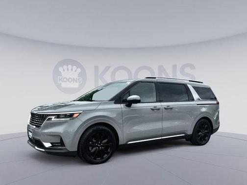 Ceramic Silver 2024 Kia Carnival SX Prestige