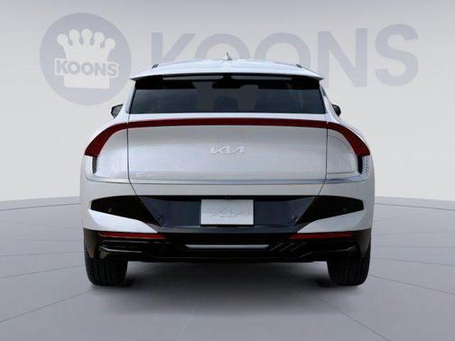 2025 Kia EV6 Wind