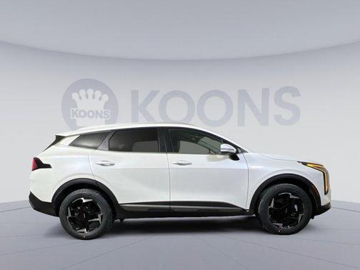 Snow White Pearl 2026 Kia Sportage Hybrid EX