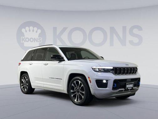 2022 Jeep Grand Cherokee 4xe Overland