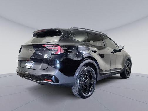 Fusion Black 2026 Kia Sportage X-Line